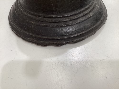 Lot 253 - A possibly Spanish 17th-century bronze bell...