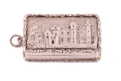 Lot 450 - A William IV 'castle top' silver vinaigrette,...