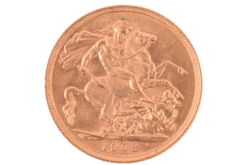 Lot 322 - An Edward VII full sovereign 1903, obverse...