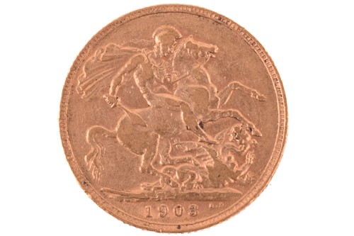 Lot 299 - An Edward VII full sovereign 1903, obverse...