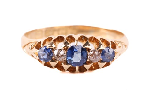 Lot 264 - An Edwardian sapphire and diamond five stone...