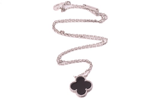 Lot 299 - Van Cleef & Arpels - an 18ct white gold and...