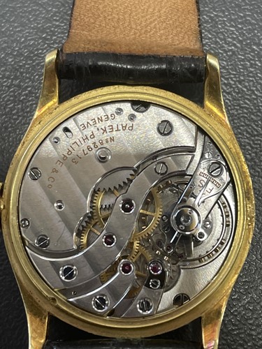 Lot 402 - A Patek Philippe Calatrava Black Dial Ref: 96,...