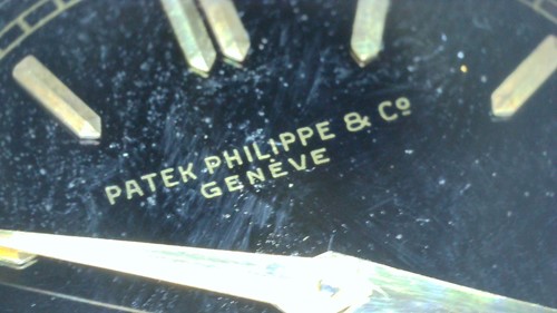 Lot 402 - A Patek Philippe Calatrava Black Dial Ref: 96,...