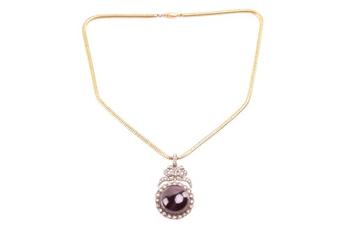 Lot 305 - A Victorian garnet and rose-cut diamond...