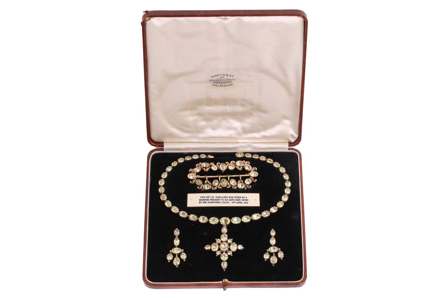 Lot 307 - An Early-19th century chrysoberyl parure...