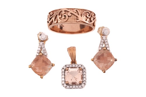 Lot 261 - A morganite pendant, a pair of sunstone drop...