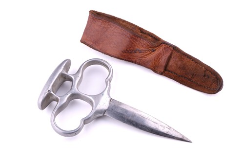 Lot 265 - An original WWI Robbins of Dudley push dagger...