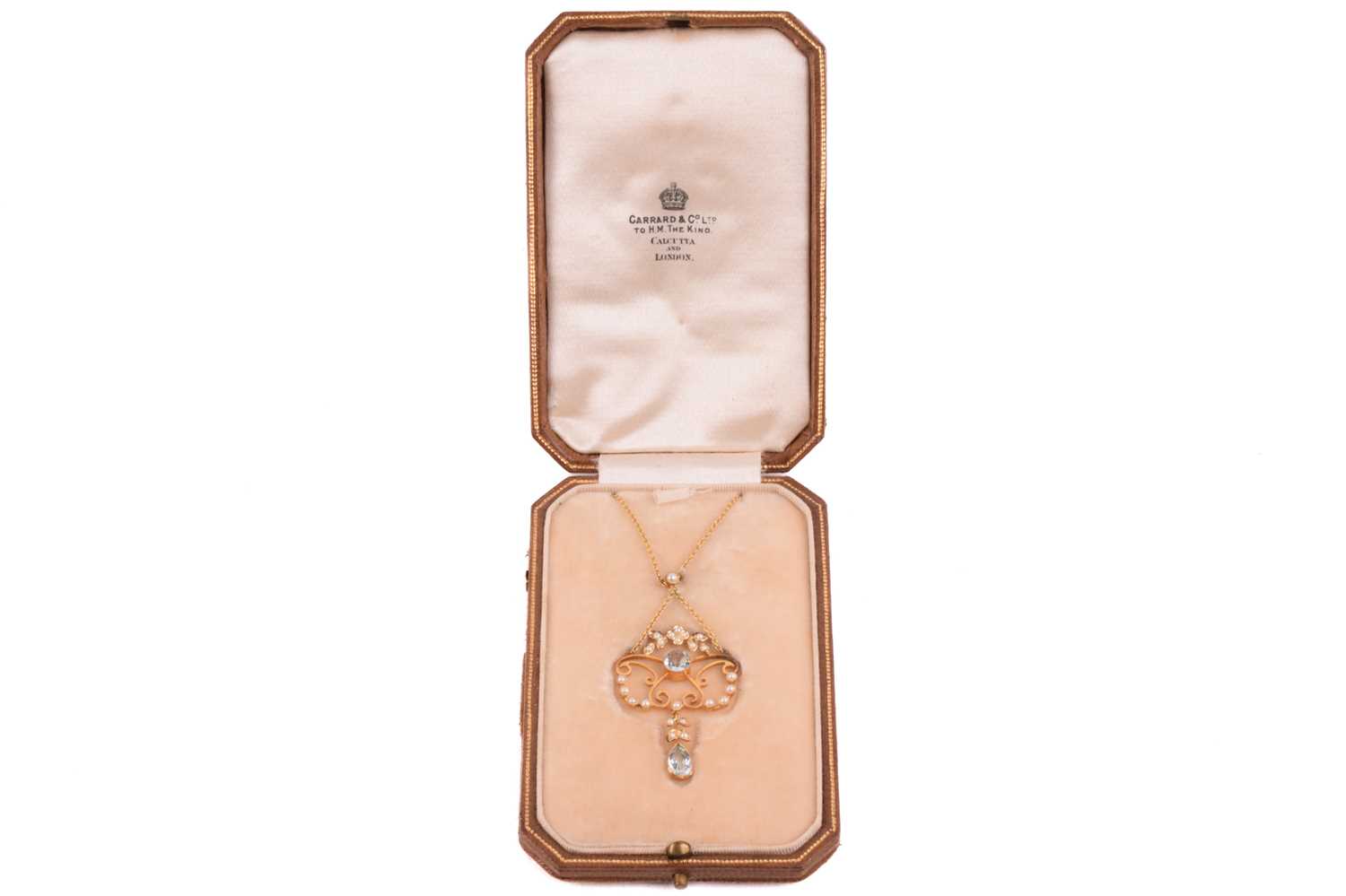 Lot 119 - An Edwardian aquamarine and seed pearl...