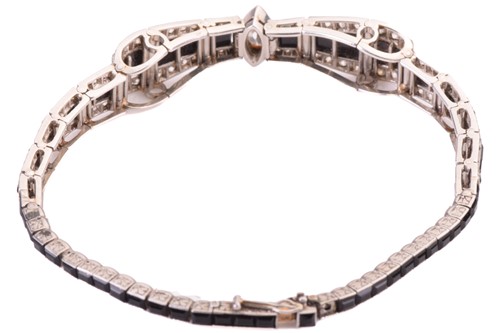 Lot 249 - A Georges Thibault French Art Deco black onyx...