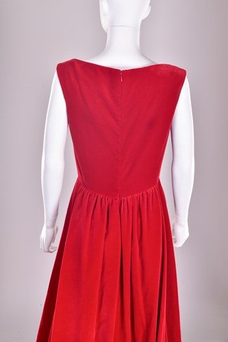 Lot 71 - Bruce Oldfield - a red velvet full-length...