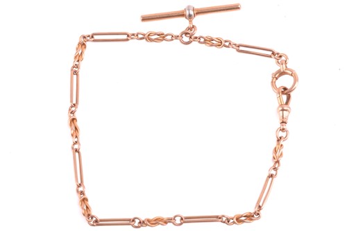 Lot 40 - An Albert chain alternating with Figaro and...