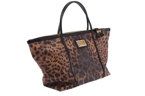 Lot 21 - Dolce & Gabbana - a large leopard print...