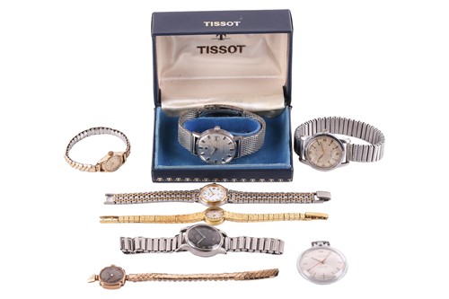 Lot 349 - A collection of 8 watches featuring a Tissot...
