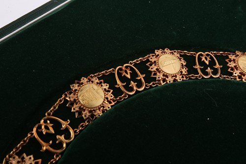 Lot 321 - The Qatar state collar of Independence, made...