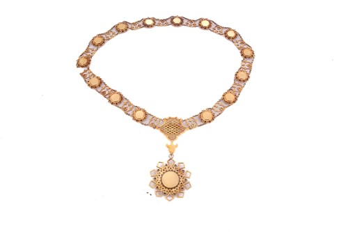 Lot 321 - The Qatar state collar of Independence, made...