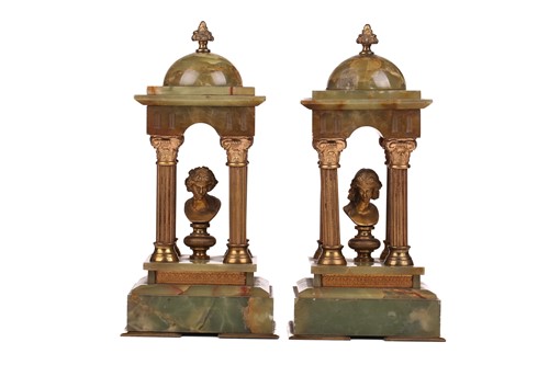 Lot 206 - A pair of Grand Tour style green onyx...