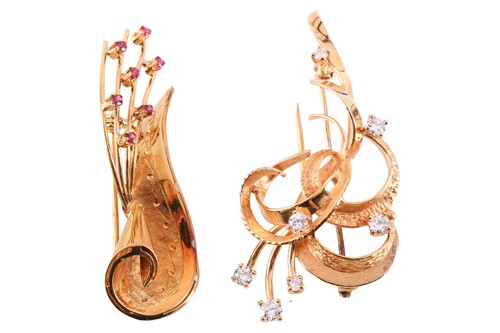 Lot 40 - Two gem-set brooches; the first comprises a...