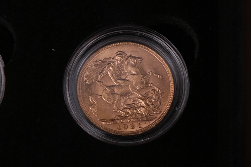 Lot 206 - A King George V Gold Sovereign Collection...