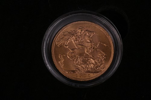 Lot 206 - A King George V Gold Sovereign Collection...