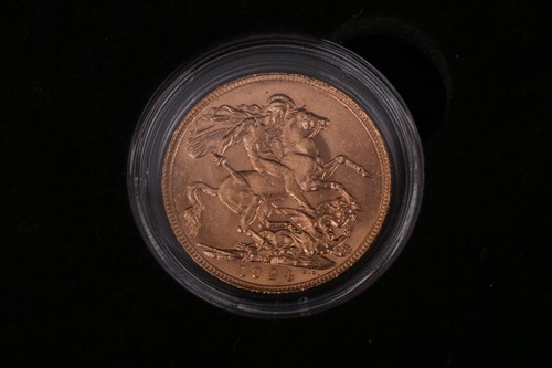 Lot 206 - A King George V Gold Sovereign Collection...