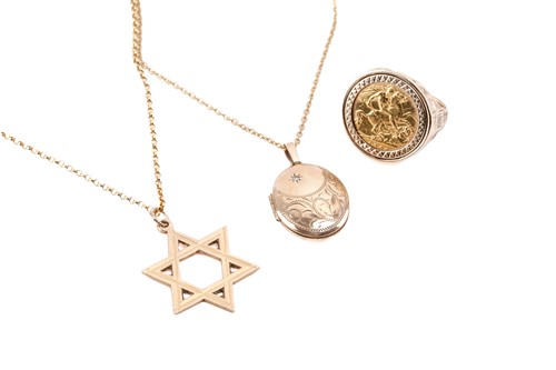 Lot 74 - A collection of jewellery, including a half...