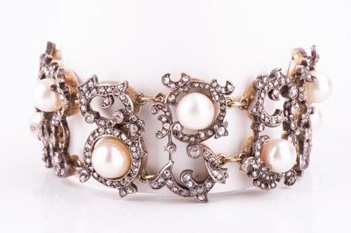 Lot 147 - A mid-Victorian natural saltwater pearl and...