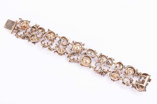 Lot 147 - A mid-Victorian natural saltwater pearl and...