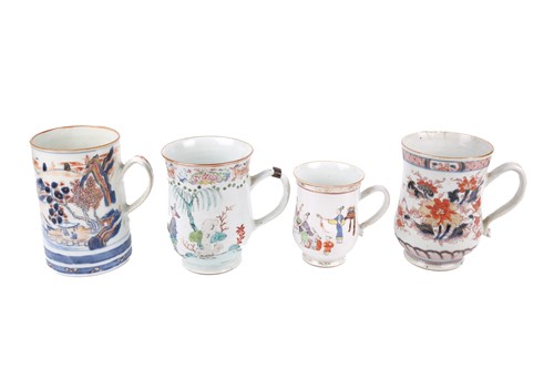 Lot 129 - A Chinese "Imari" porcelain quart tankard,...