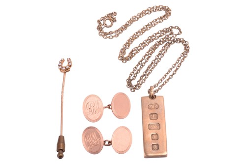 Lot 75 - A small aggregate of jewellery items;...
