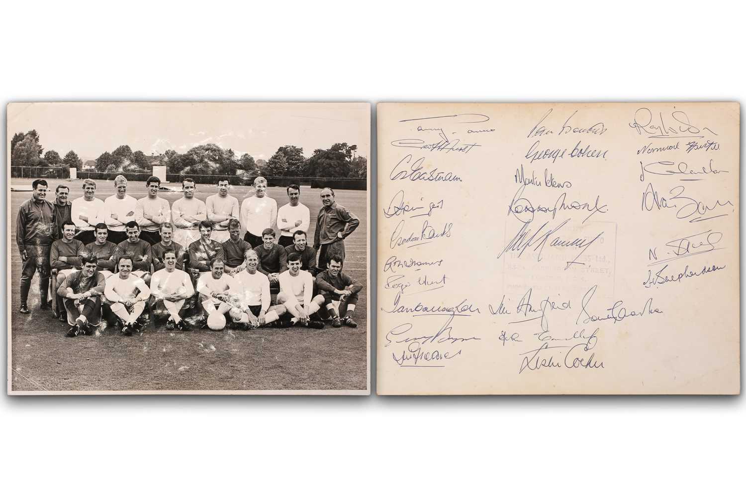 Lot 368 - 1966 England World Cup Team: a fully...
