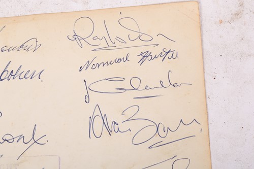 Lot 368 - 1966 England World Cup Team: a fully...