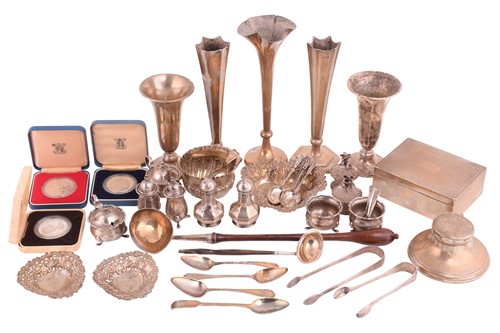 Lot 522 - A collection of silver comprising a pair of...