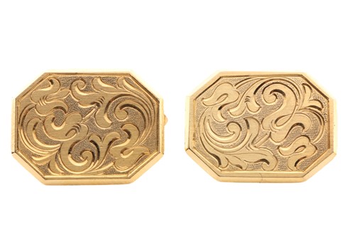 Lot 36 - A pair of 9ct yellow gold Mappin and Webb...