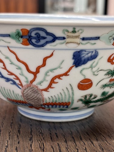Lot 146 - A matched pair of Chinese "Dragon and Phoenix"...