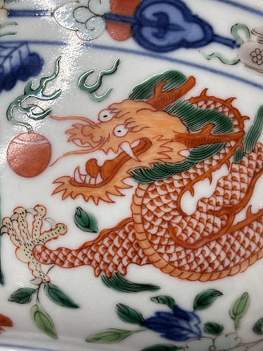 Lot 146 - A matched pair of Chinese "Dragon and Phoenix"...