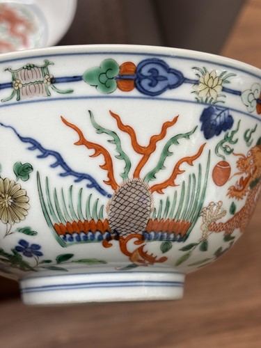 Lot 146 - A matched pair of Chinese "Dragon and Phoenix"...