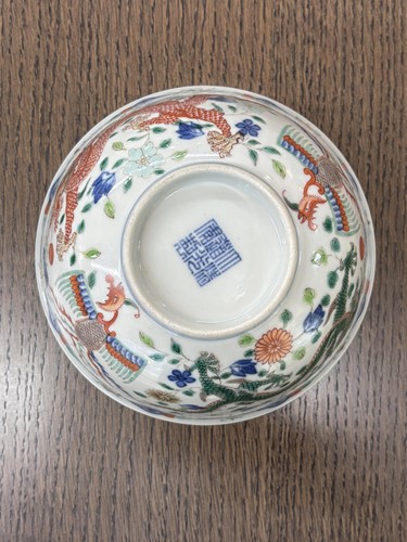 Lot 146 - A matched pair of Chinese "Dragon and Phoenix"...
