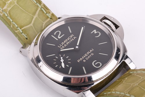 Lot 486 - A Panerai Luminor Marina 8-Day gentleman's...