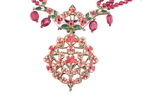 Lot 294 - An Indian ruby, paste and enamel necklace, the...
