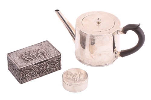 Lot 546 - A George III silver teapot of cylindrical form...