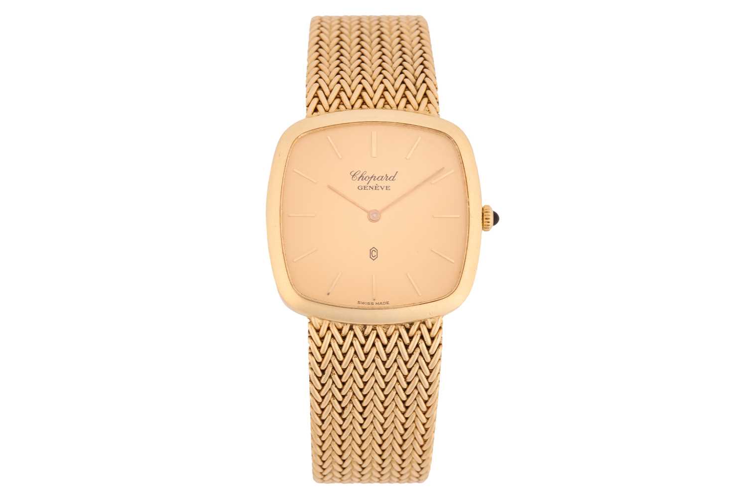 Lot 425 - A Chopard 18k gold gentleman's quartz...