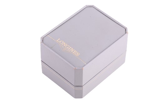 Lot 425 - A Chopard 18k gold gentleman's quartz...