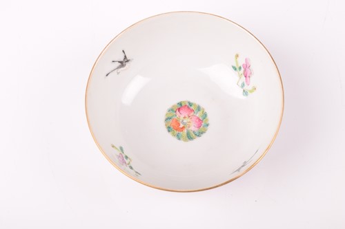 Lot 126 - A Chinese Famille Rose porcelain lobed and...