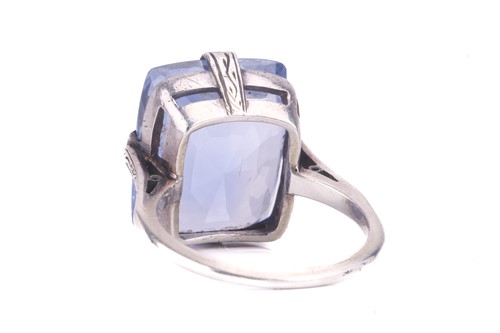 Lot 297 - A Ceylon sapphire single stone ring, set with...