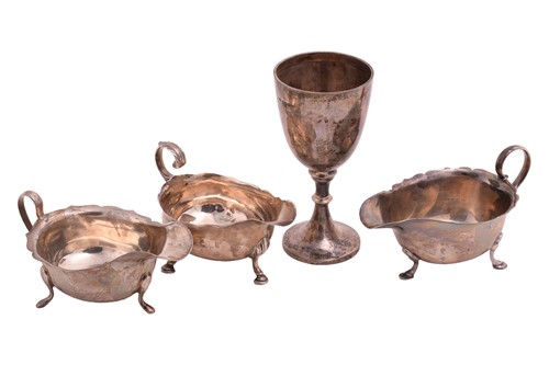 Lot 442 - A small collection of silver items, comprising...