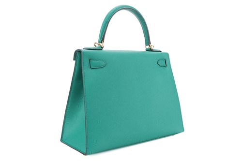 Lot 322 - Hermès - a Kelly Sellier 28 in Vert Jade Epsom...