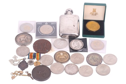 Lot 432 - A collection of coins, medals, a silver hip...