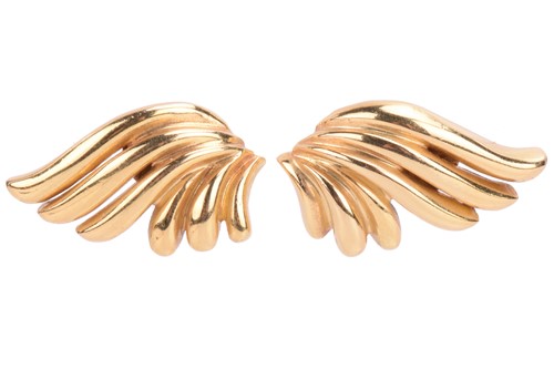 Lot 287 - A pair of wing earrings in 18ct yellow gold,...