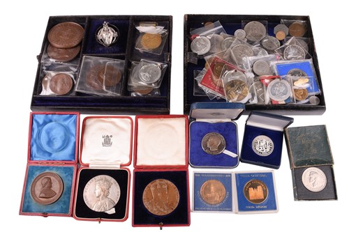 Lot 338 - A large collection of commemorative medals,...